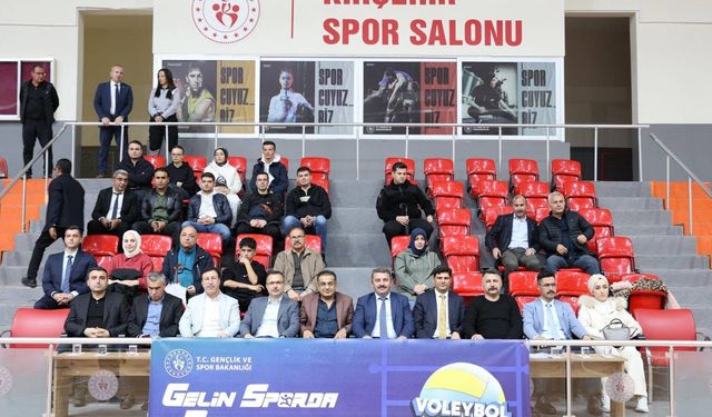 Kırşehir’de Kamu Kurumları Voleybol Turnuvasında Buluştu