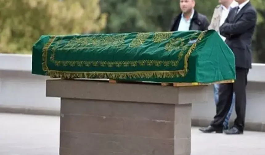 Kırşehirli Zahide Kamış Yaşamını Yitirdi