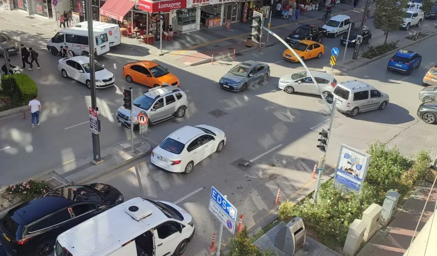 Araç İçi Kameralar, Telefon Tutucular ve Ses Sistemlerine Sınır Geldi!
