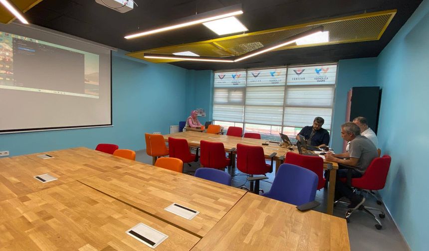 Kırşehir Gençlik Merkezinde Deneyap Eğitmen Mülakatları Yapıldı