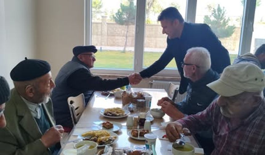 Serkan Sağlam’dan Huzurevi Ziyareti