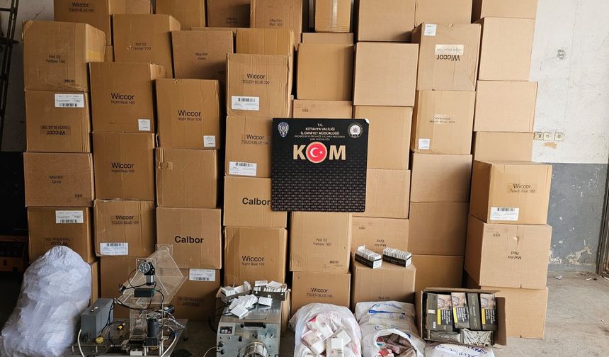 Kütahya'da 688 bin 640 adet makaron ele geçirildi