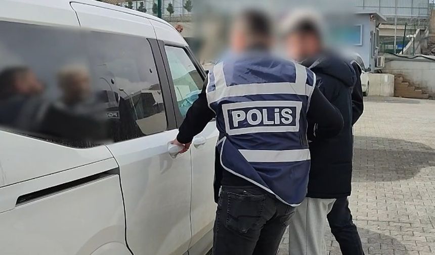 Kırşehir'de dolandırıcılık operasyonu: 4 tutuklama