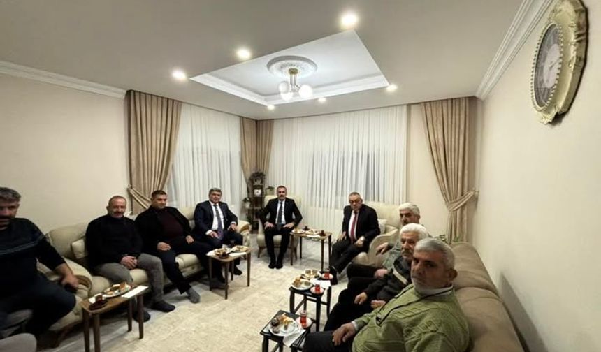 MHP Kırşehir Acıöz Mahallesi’nde Vatandaşla Buluştu