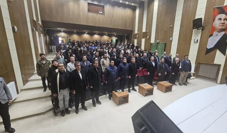 Mucur’da 6 Şubat Depremi Film Gösterimi Yapıldı