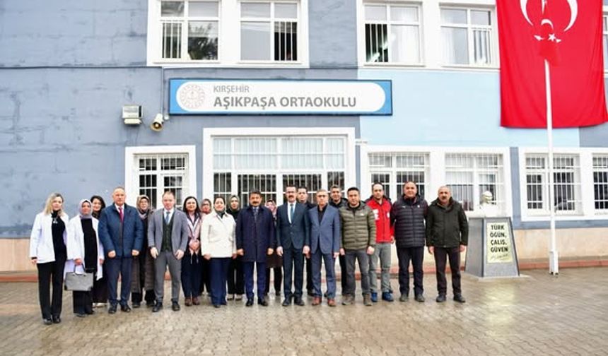 Bayrak Töreni Aşıkpaşa Ortaokulu’nda Gerçekleşti