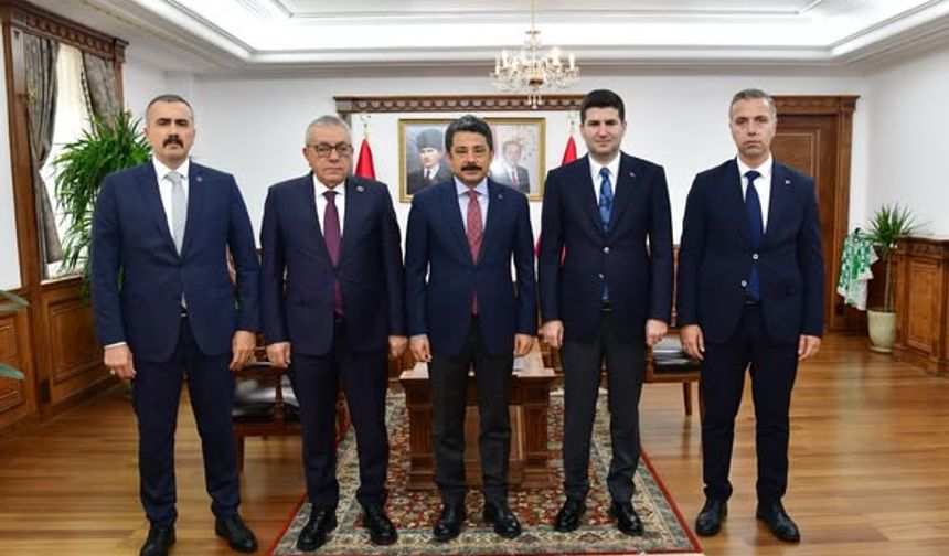 Ülkü Ocakları’ndan Vali Demiryürek’e Ziyaret