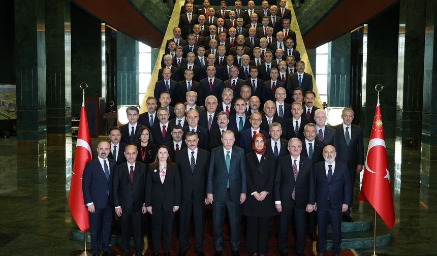 Cumhurbaşkanı Erdoğan, Bakan ve Valilerle Bir Araya Geldi