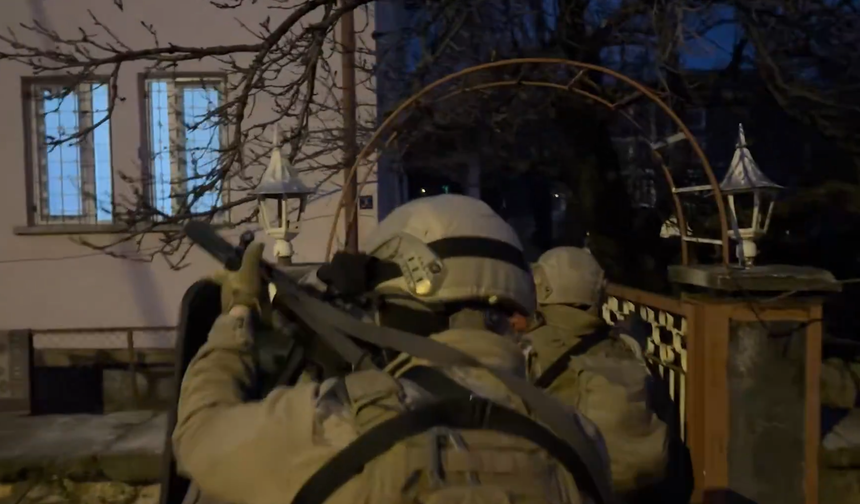 Kırşehir Merkezli DEAŞ Operasyonunda 12 Tutuklama