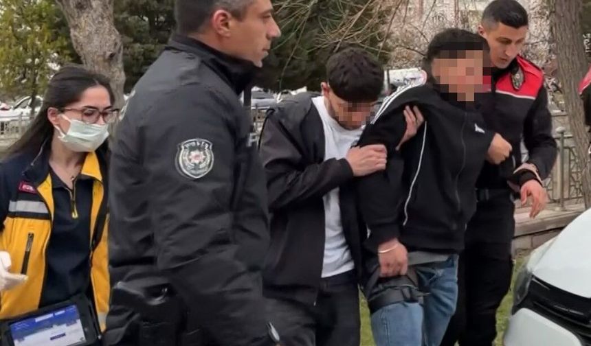 Akranı tarafından bıçaklanan 16 yaşındaki çocuk yaralandı