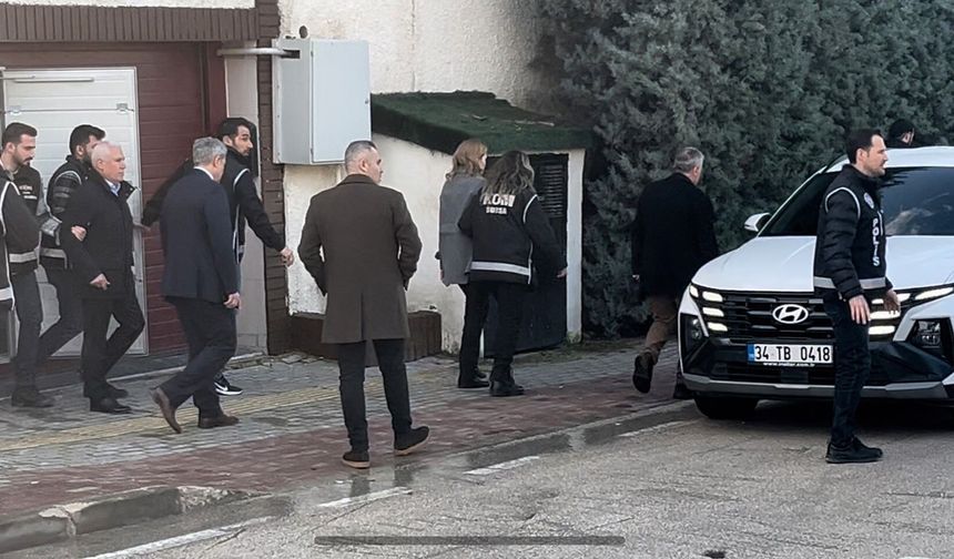 Bursa Büyükşehir Belediye Başkanı Bozbey gözaltına alındı