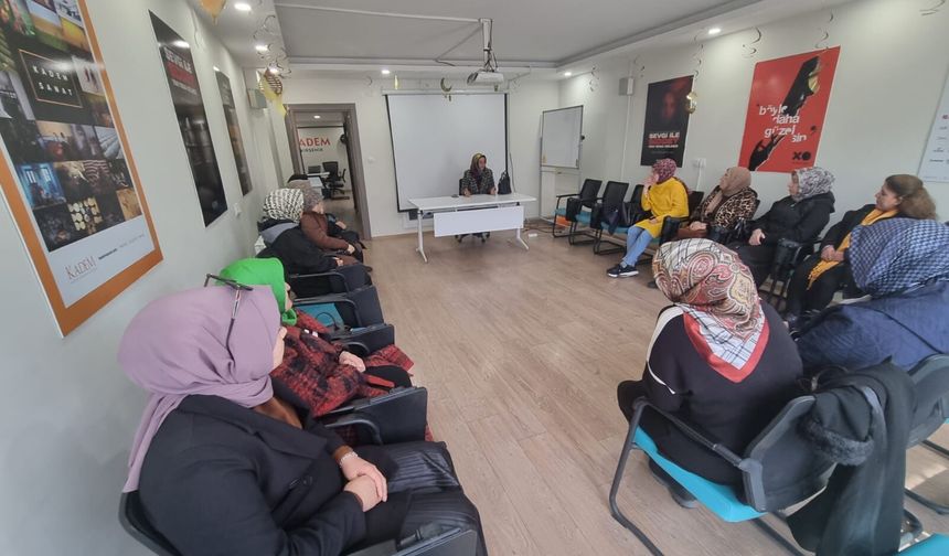 KADEM Kırşehir’de “Ailede İyilik Dili” Programı