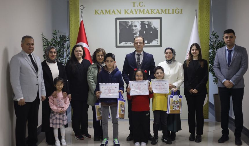 Kütüphane Haftası’nda Öğrencilere Ödül