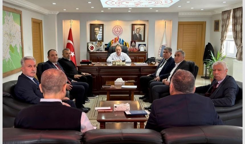 Yasin Gülşen Başkanlığında Eğitim Toplantısı