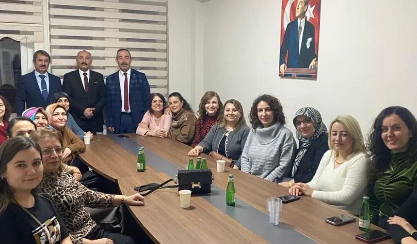 Türkiye Kamu-Sen’den Kadın Emeğine Vurgu