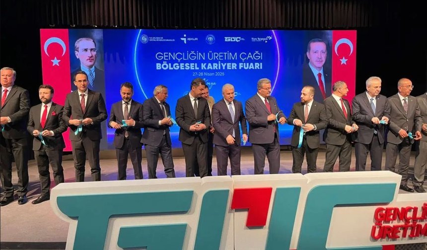 KAEÜ Konya’daki "Gençliğin Üretim Çağı Bölgesel Kariyer Fuarı"na Katıldı