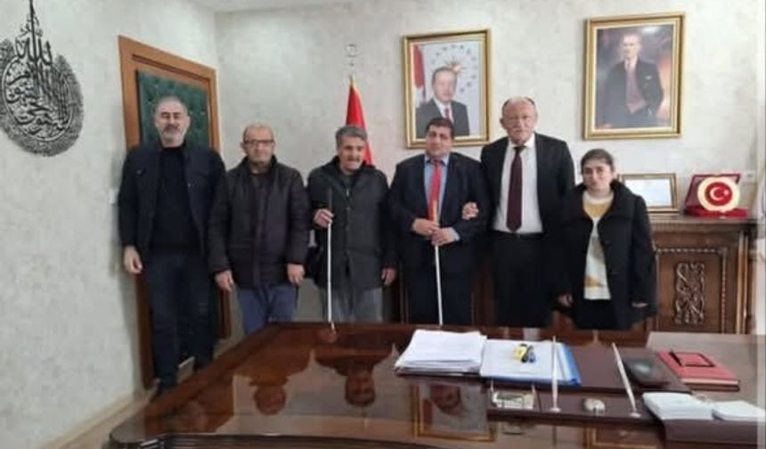 Görme Engellilerden Başkan Şahin’e Ziyaret
