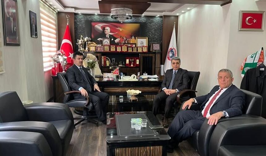 Vali Yardımcıları Öztürk’ü Ziyaret Etti