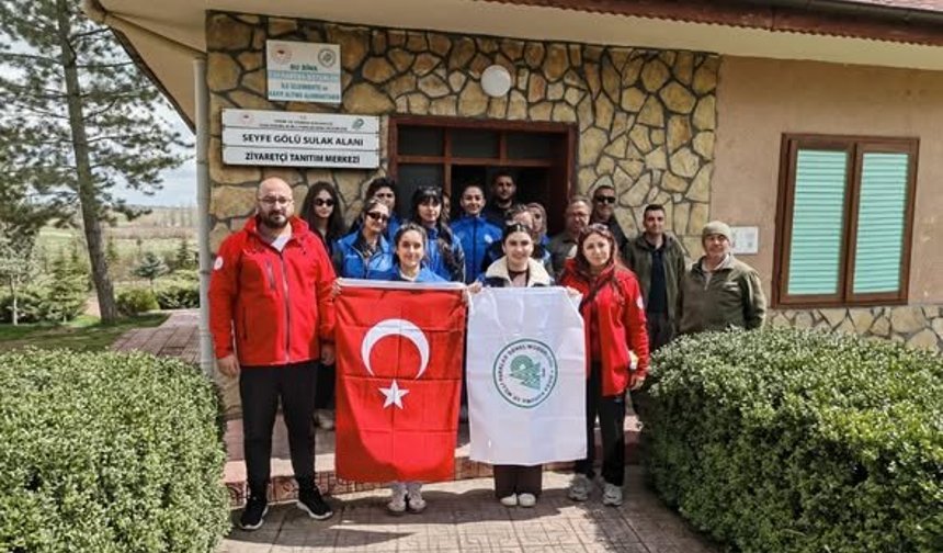 Mucurlu Gençler Doğa İçin Seyfe Gölü’nde