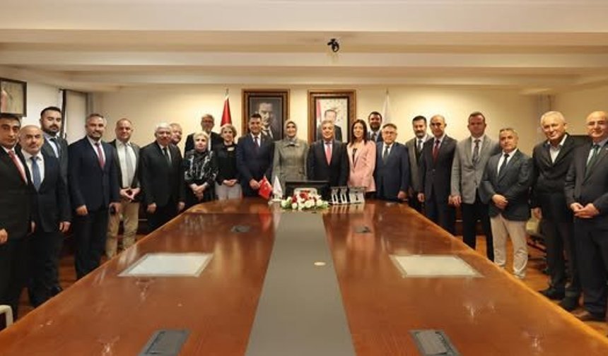 KIR-DEF Heyeti İçişleri Bakan Yardımcısı Kübra Güran Yiğitbaşı’nı Ziyaret Etti