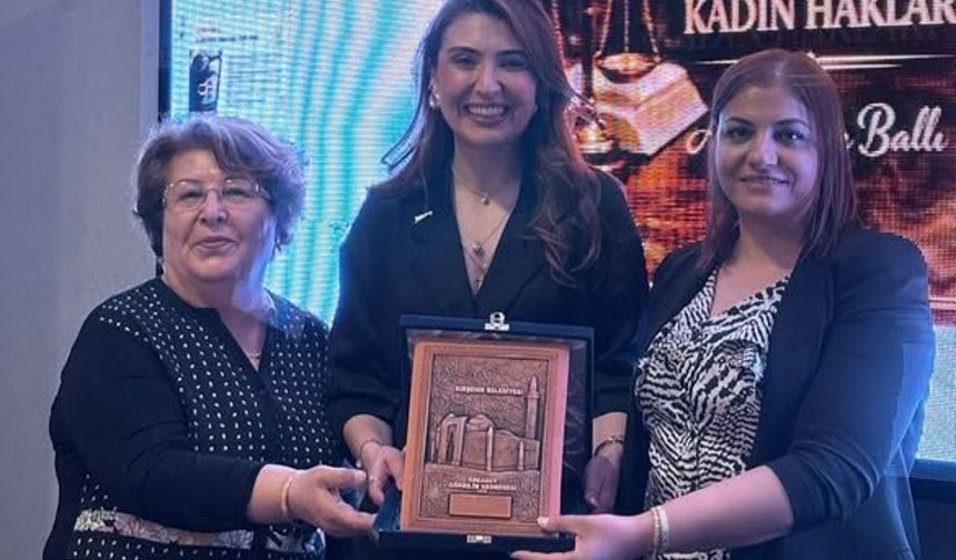 Kırşehir'de “Yaşamın İçinden Kadın Hakları” Semineri Yapıldı