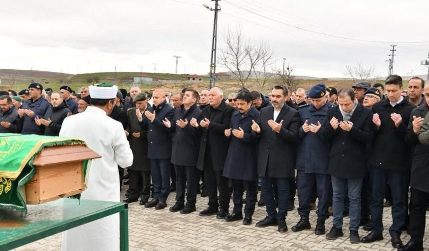 Kaman'da Şehit Annesi Karkız Şahin Toprağa Verildi