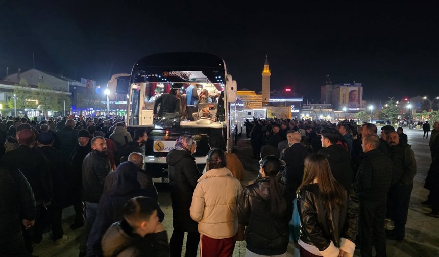 Kırşehir’de Hac Kafilesi Dualarla Uğurlandı