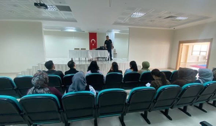 Kırşehir'de KYK Yurtlarında Afet Bilinci Eğitimi Verildi