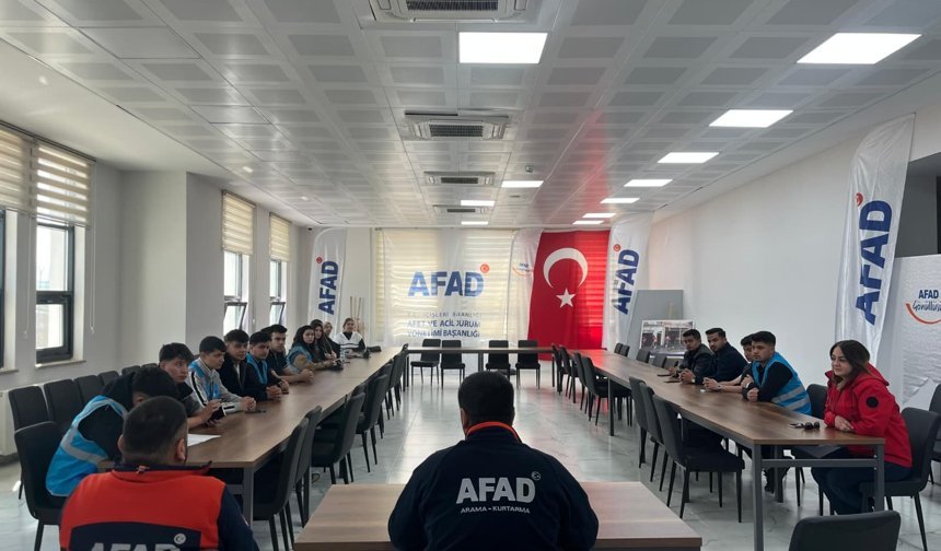 Kırşehir AFAD’dan Ülkü Ocakları’na Afet Farkındalık Eğitimi