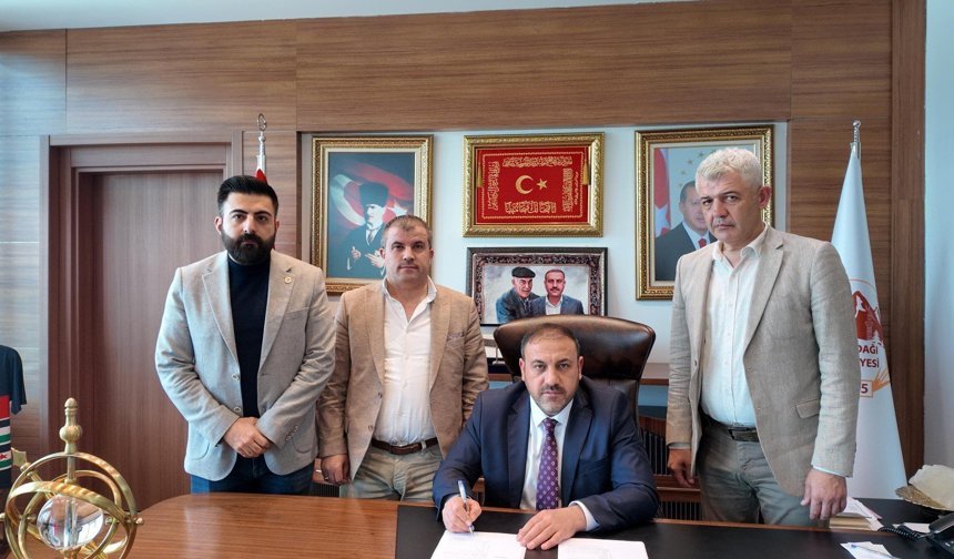 Hakanoğlu’ndan Dev Enerji Hamlesi