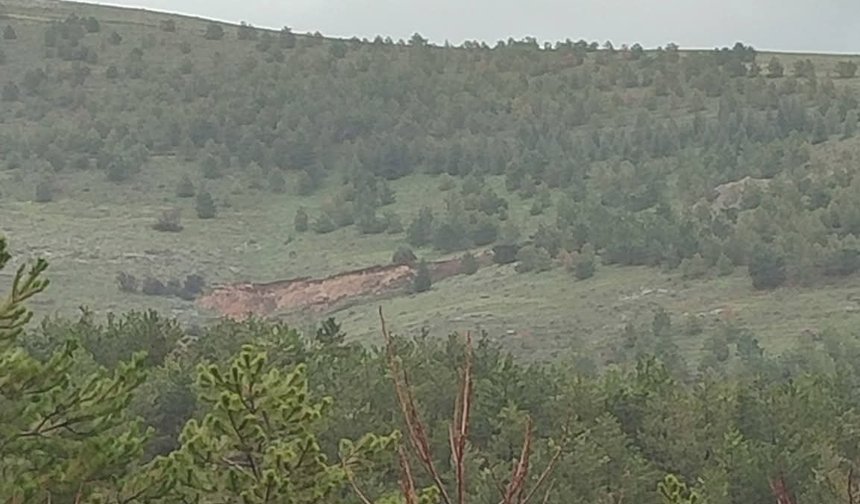 Kervansaray Dağları’nda Taş Ocağı Tepkisi: Ağaç Kesimine Başlandığı İddia Edildi