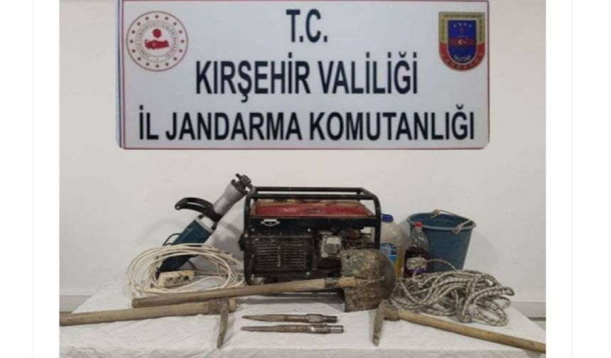 Kırşehir’de Kaçak Kazıya Suçüstü Baskın