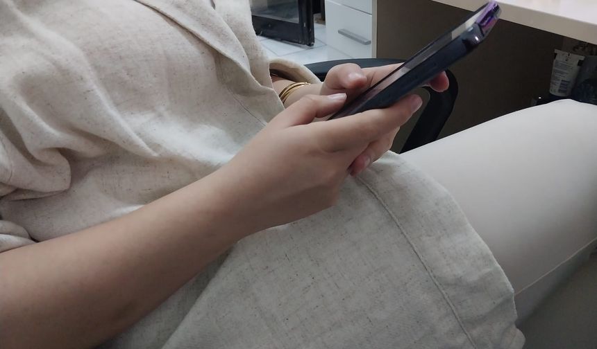 Cep Telefonu Tarifelerine Yüzde 15,8 Zam