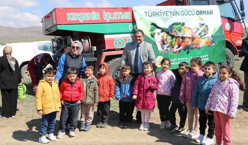 Ormancılık Haftası’nda Kırşehir'de Fidanlar Toprakla Buluştu
