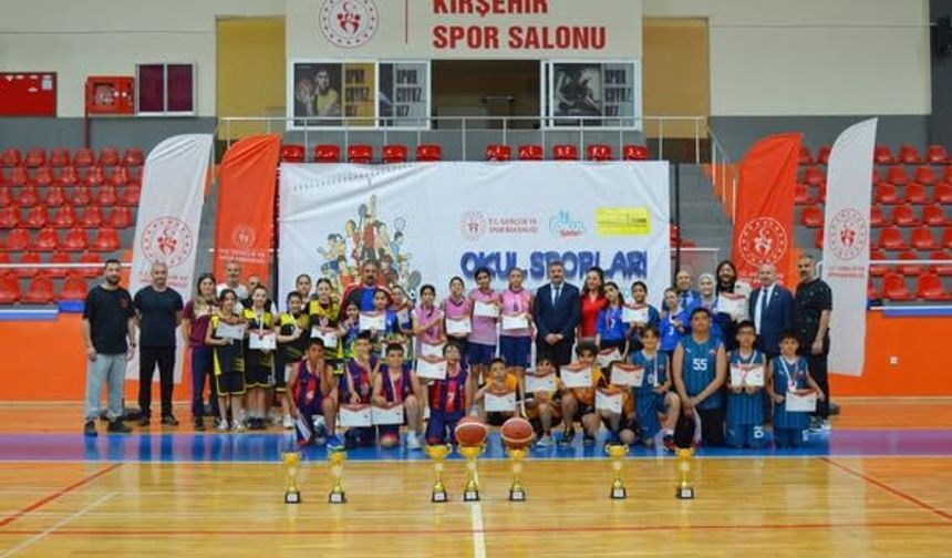Kırşehir’de Küçük Erkekler Basketbol Turnuvası Büyük Heyecana Sahne Oldu