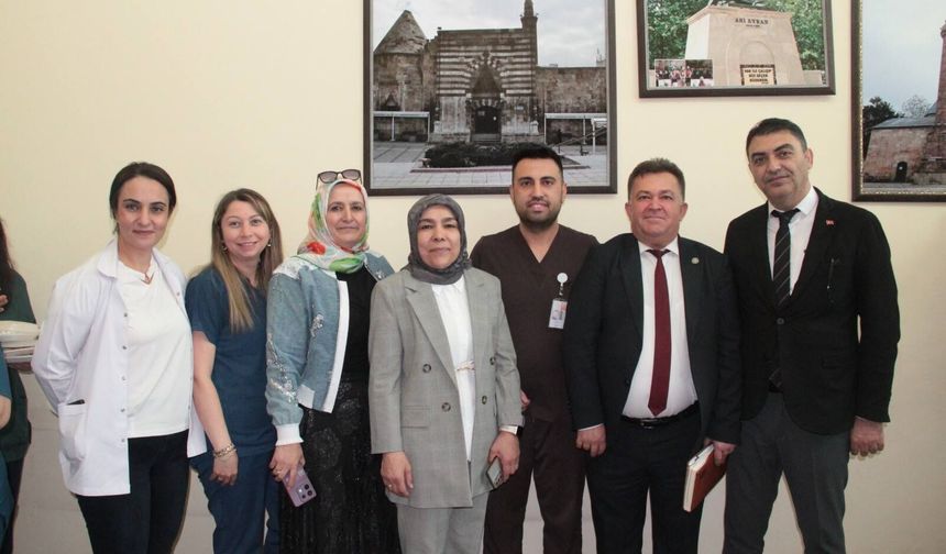 Sağlık-Sen Kırşehir’den Ebeler ve Hemşireler İçin Anlamlı Program