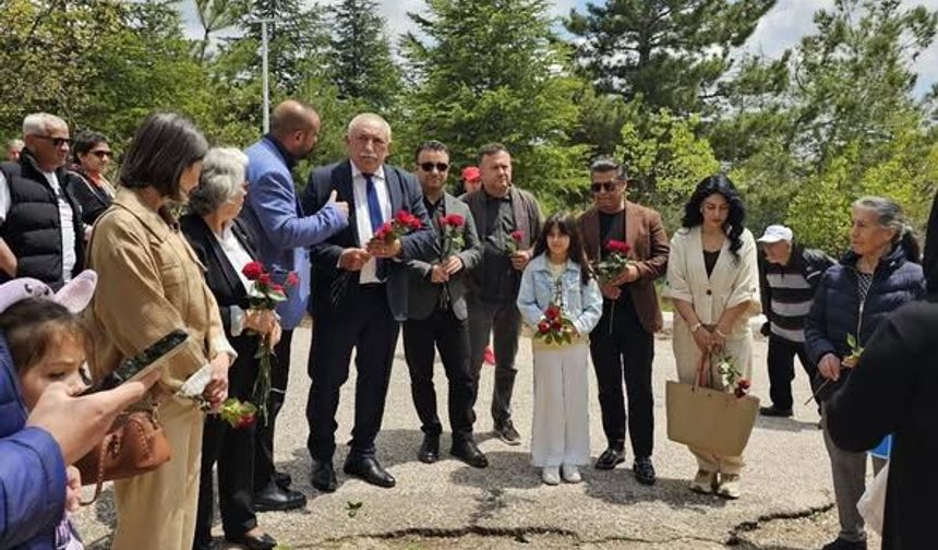 Anadolu’nun Ozanı Mahzuni Şerif Vefatının 24. Yılında Anıldı