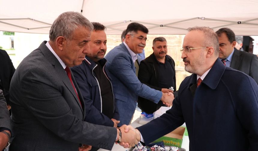Ahi Baba Mustafa Karagüllü Vefatının 8. Yılında Dualarla Anıldı