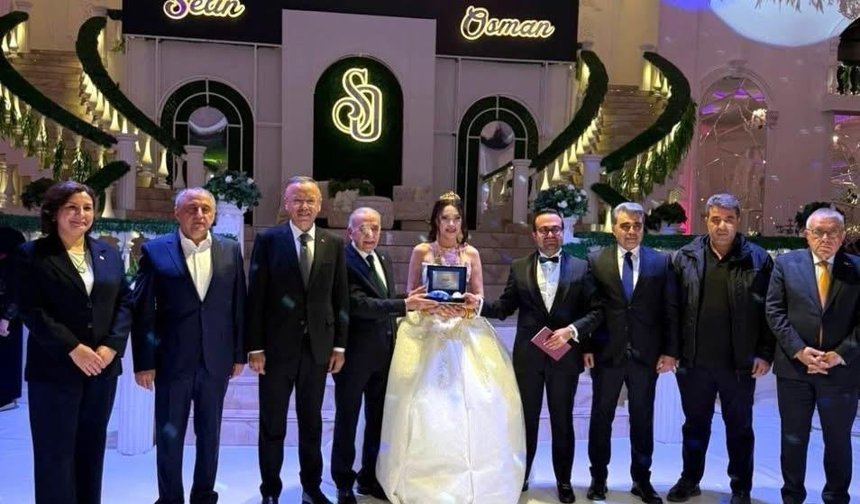 İş insanı Nadir Yağmur'un mutlu günü