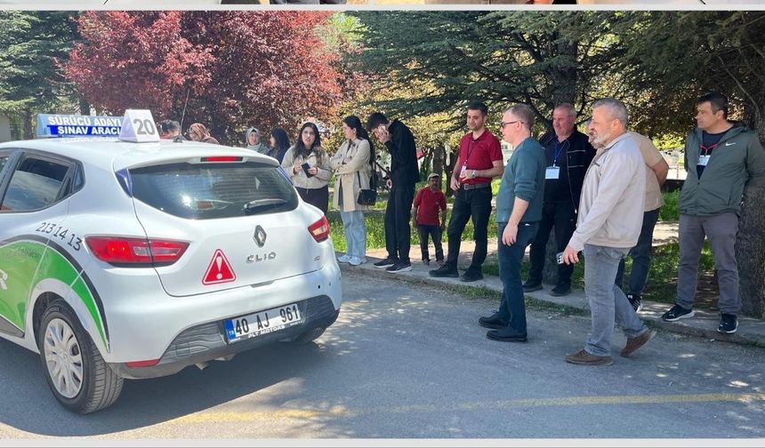 Müdür Gülşen’den Direksiyon Sınavına İnceleme