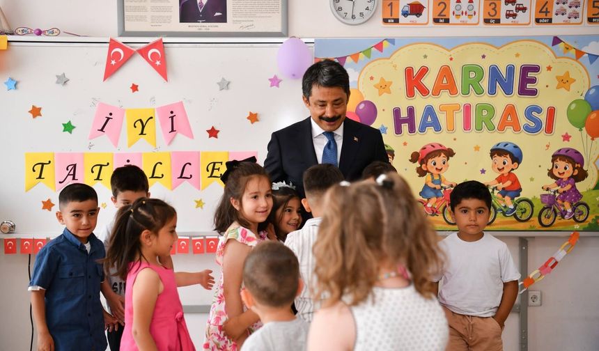 Vali Demiryürek Karneleri Dağıttı