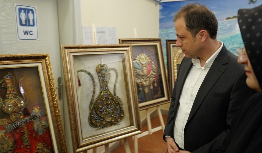 Kaymakam Tok, Hayat Boyu Öğrenme Haftası Sergisini Ziyaret Etti