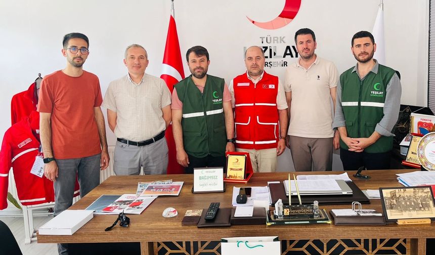 YEŞİLAY’DAN KIZILAY’A KURULUŞ YILDÖNÜMÜ ZİYARETİ