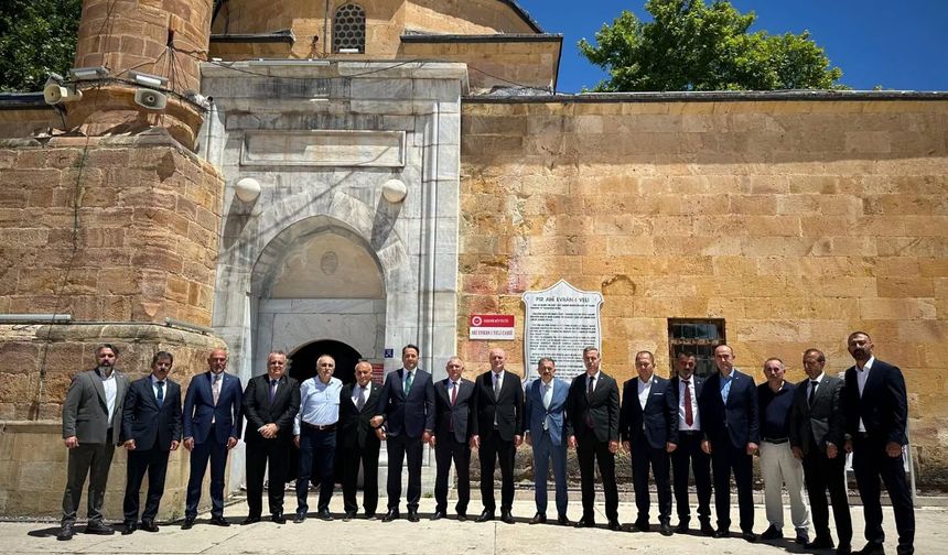 MHP KIRŞEHİR MERKEZ İLÇE BAŞKANLIĞI’NDA YENİ DÖNEM