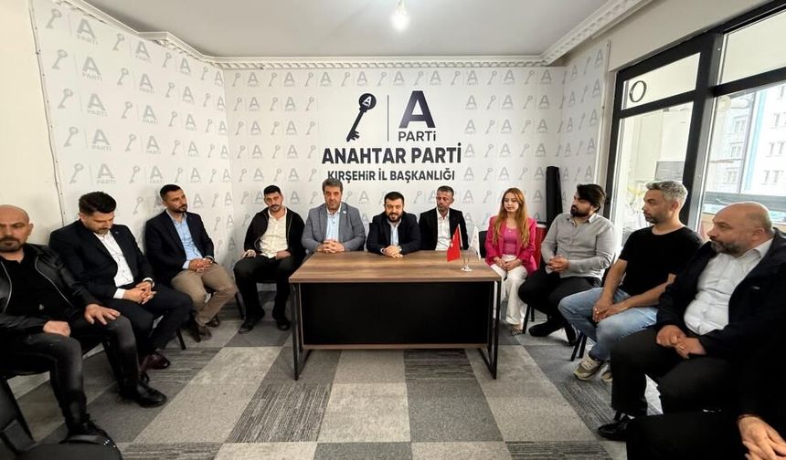 Anahtar Parti Kırşehir Teşkilatı bayramlaşma programında bir araya geldi