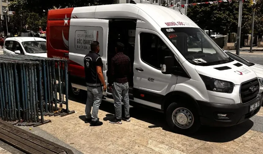 12 Düzensiz Göçmen ve 2 Şüpheli Yakalandı