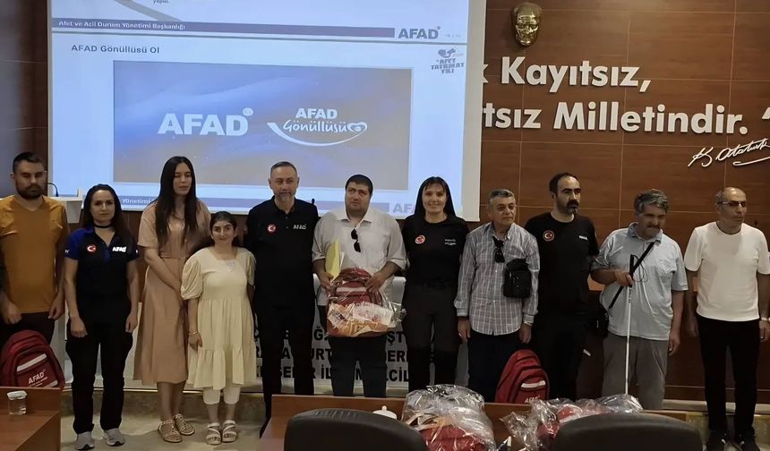 Görme Engelli Vatandaşlara Hayati Afet Eğitimi