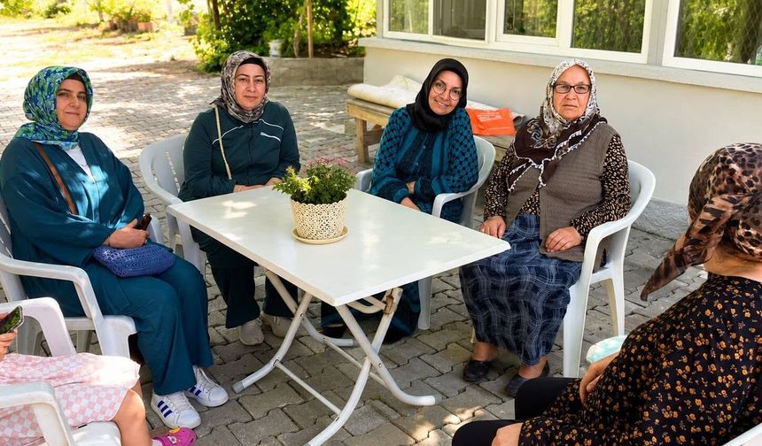 Kırşehir'de KADEM Üyeleri Şehit Ailelerinin Dualarına Ortak Oldu