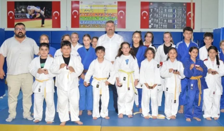 Yasin Çakmakçı Geleceğin Şampiyonlarıyla Buluştu