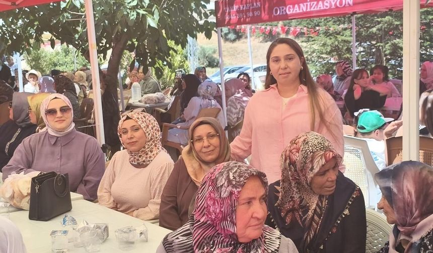 Eldelekdemirel Köyü'nde Geleneksel Pilav Şenliği Düzenlendi